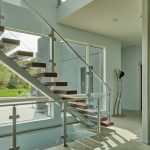 Sppedboat Silver Floating Stair and Glass Railing Sppedboat Silver Floating Stair and Glass Railing