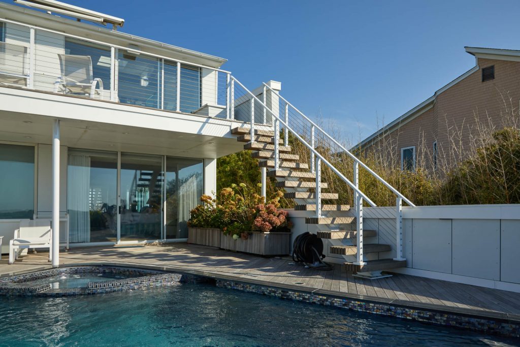 Exterior FLIGHT Apollo White Exterior FLIGHT Apollo White